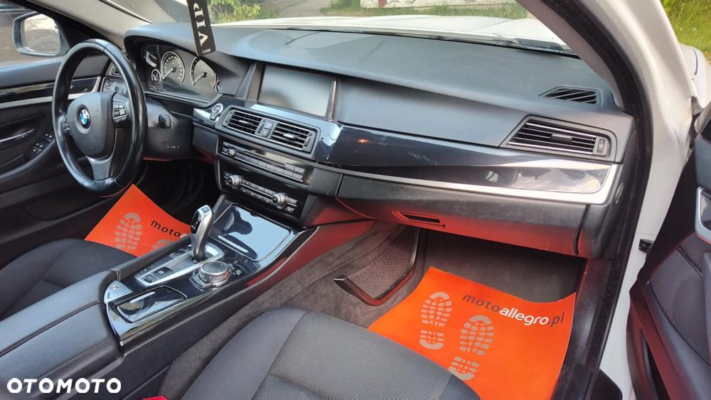 BMW Seria 5 518d - 11