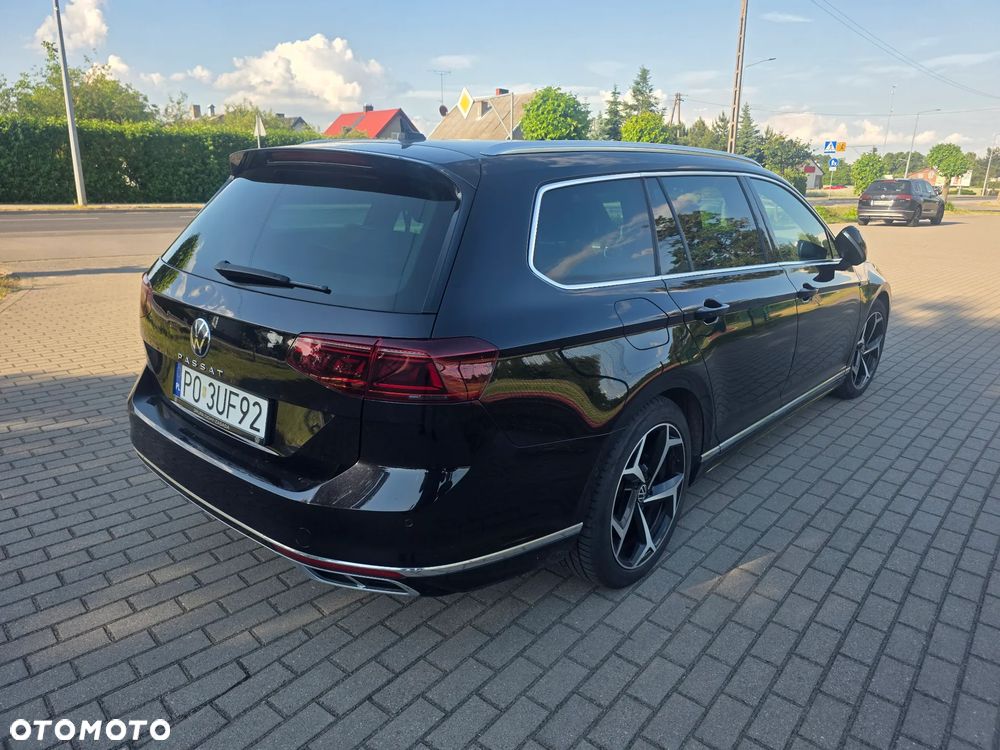 Volkswagen Passat - 8