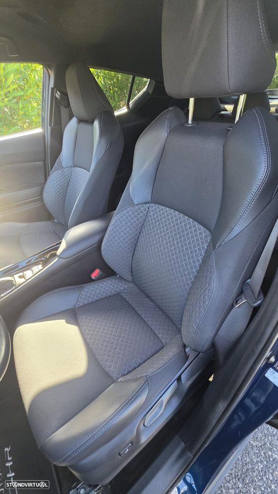 Toyota C-HR 1.8 Hybrid Square Collection - 3