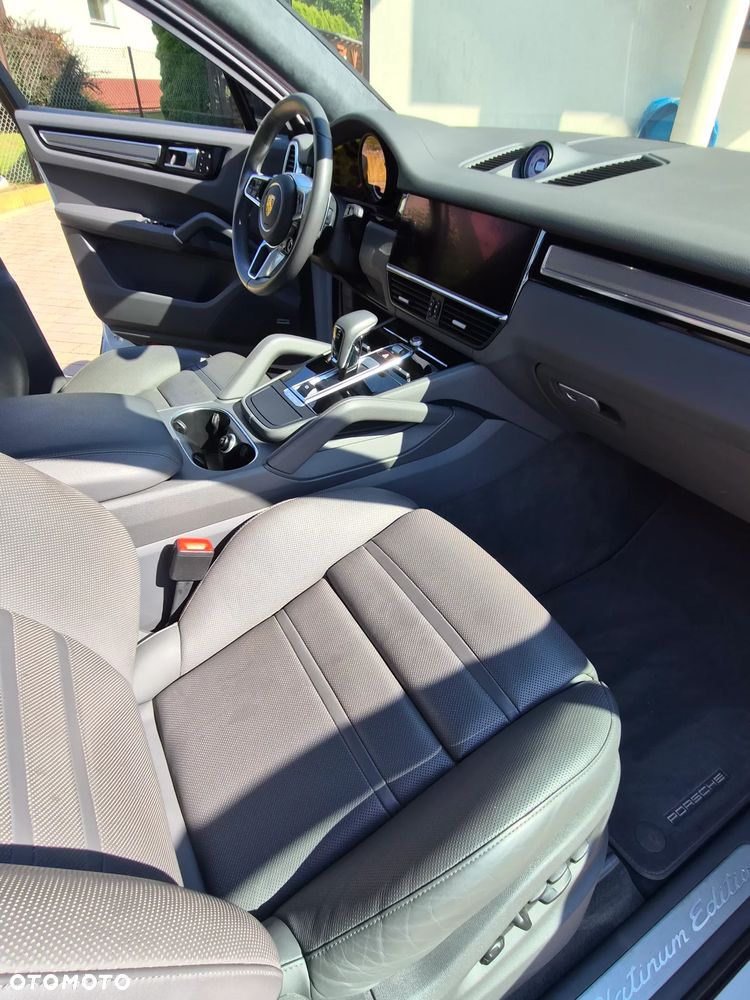 Porsche Cayenne S Platinum Edition - 21