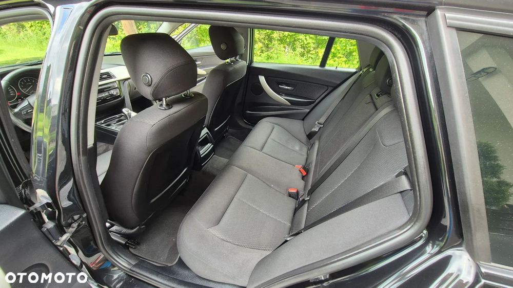 BMW Seria 3 318i Edition Luxury Line Purity - 13