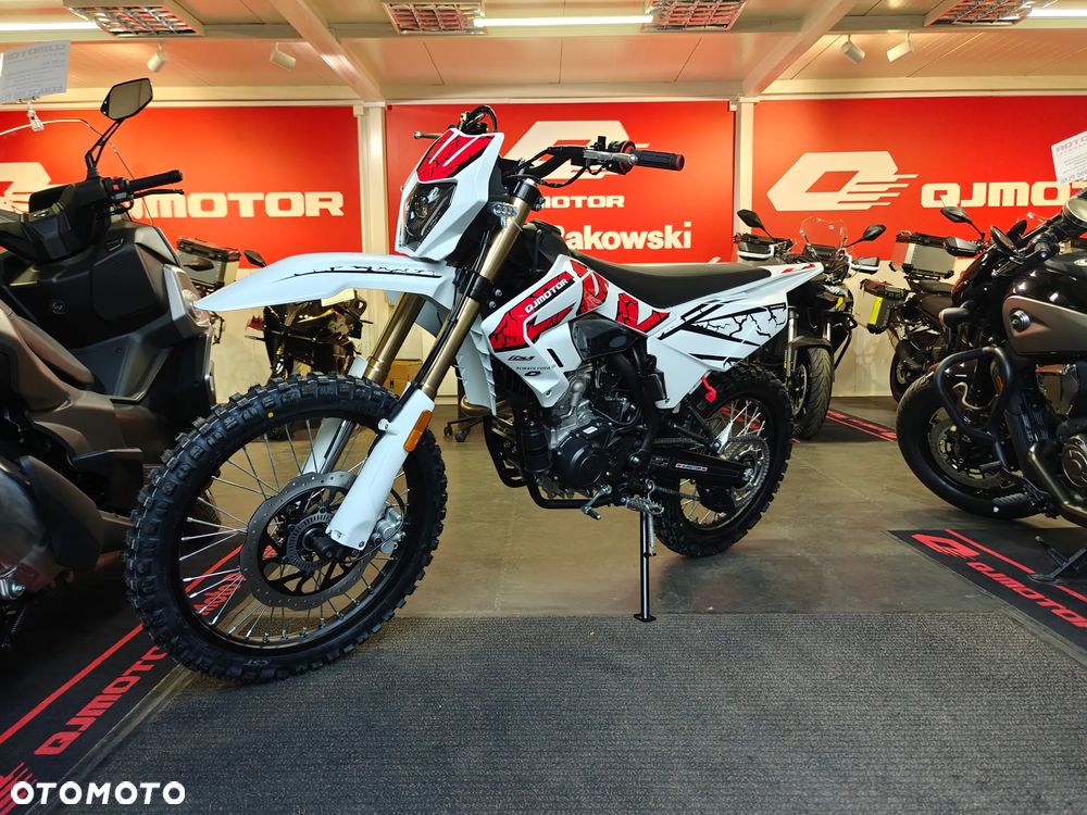 QJMOTOR COV 125X - 1