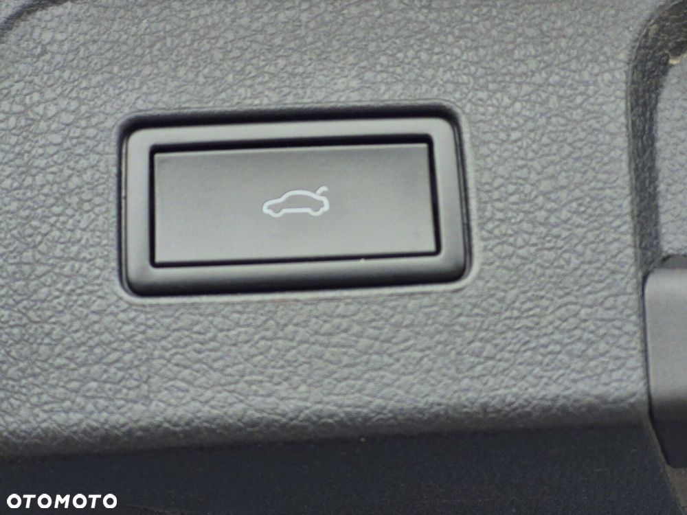 Volkswagen Passat Variant 1.8 TSI BMT Highline DSG - 31
