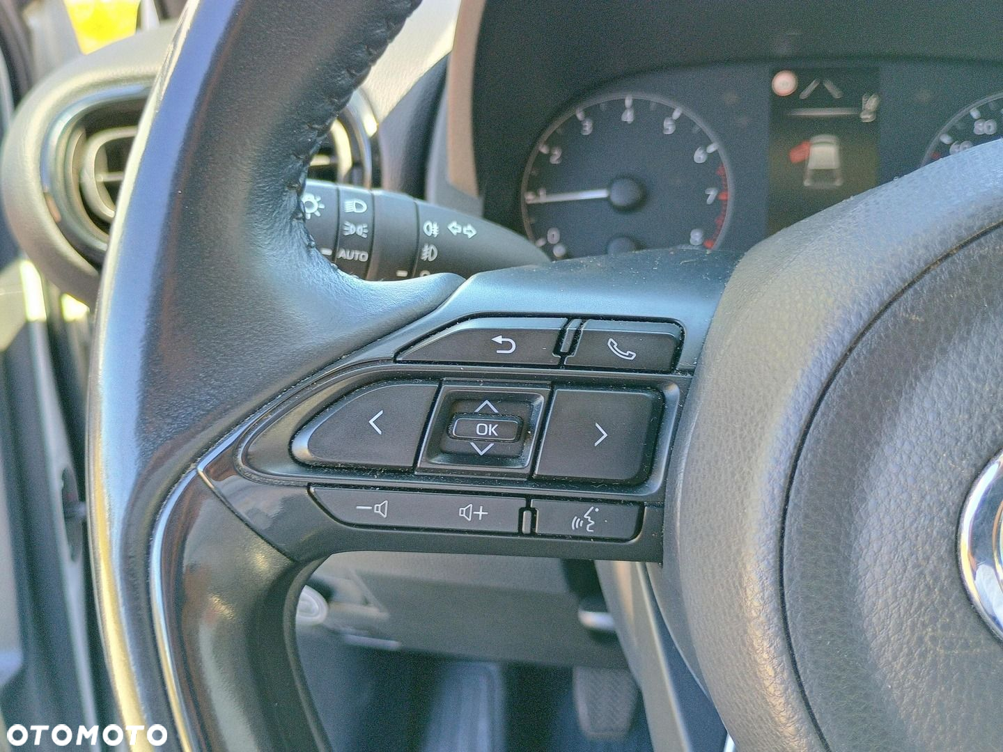 Toyota Yaris 1.0 Comfort - 13