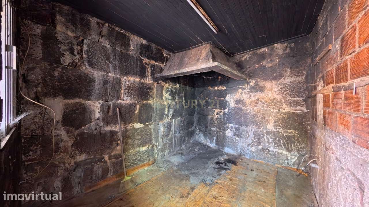 Moradia em Pedra para Remodelação - Silgueiros, Viseu - Grande imagem: 2/7