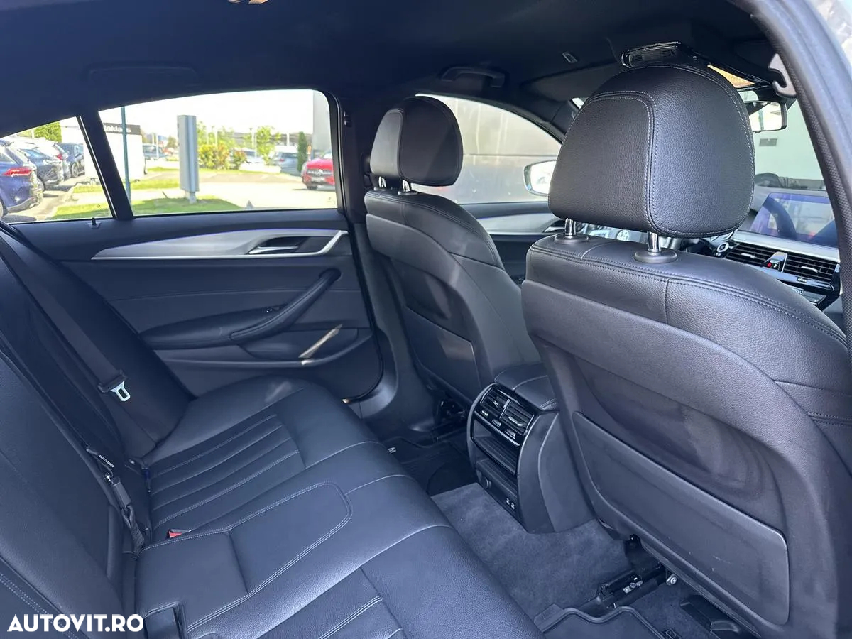 BMW Seria 5 530e Aut. M Sport Edition - 14