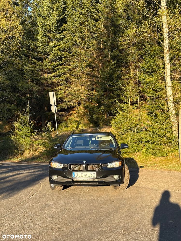 BMW Seria 3 318d - 3