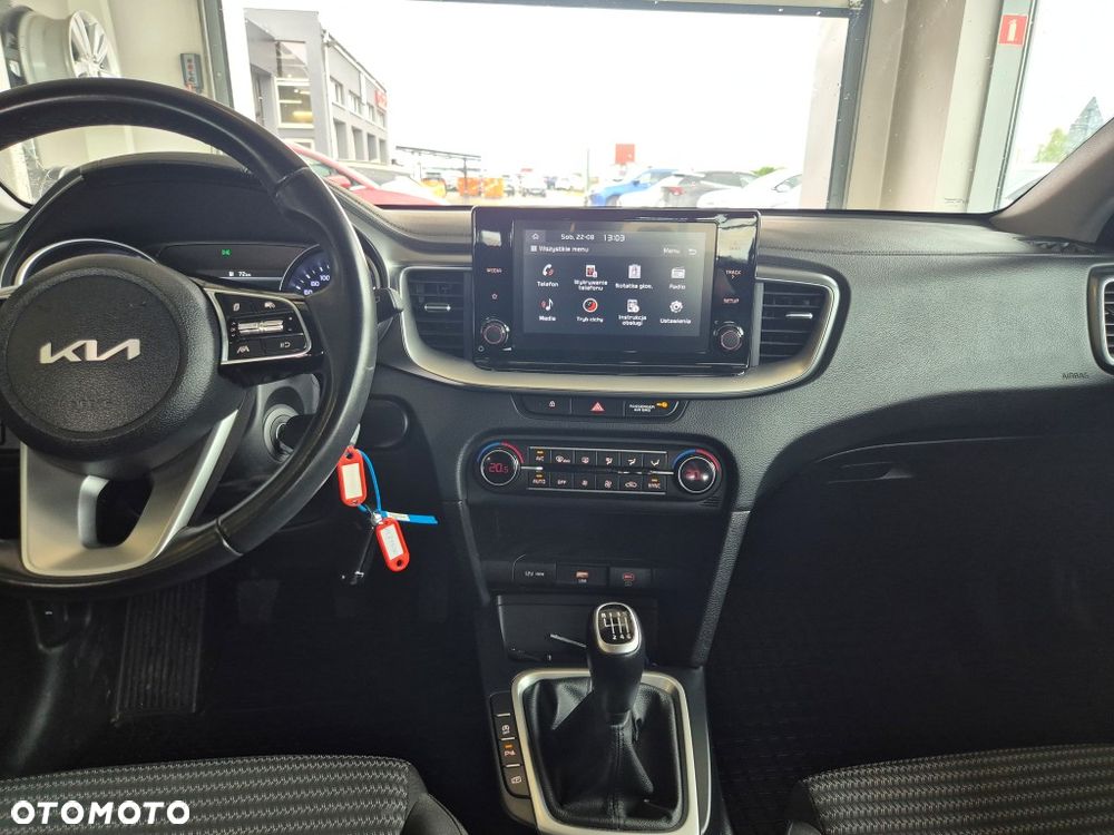 Kia Ceed 1.5 T-GDI M - 23