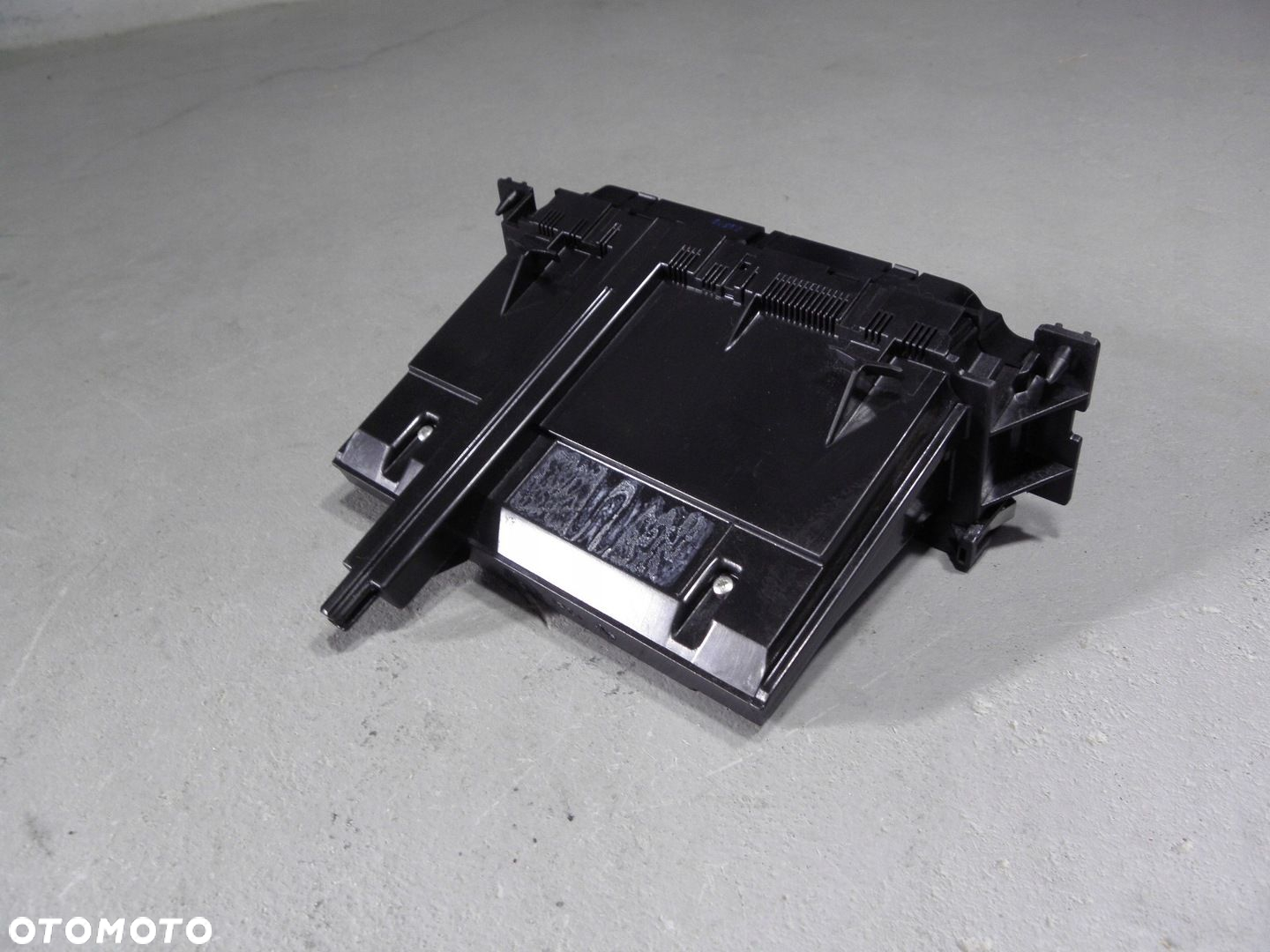 VW T5 CARAVELLE // PANEL STEROWANIA NAWIEWEM KLIMATRONIC 7H2907040 - 4