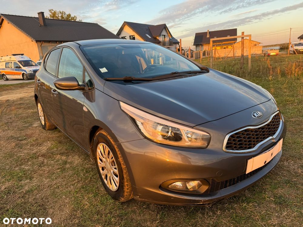 Kia Ceed 1.4 CRDi 90 Spirit - 36