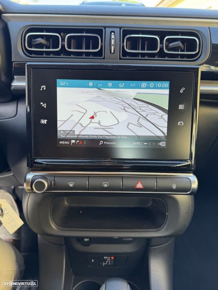 Citroën C3 1.2 PureTech Shine EAT6 - 23