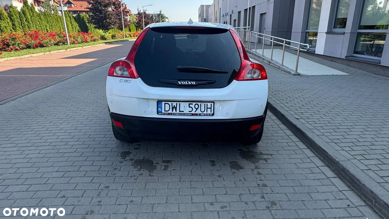 Volvo C30 2.0D Momentum - 5