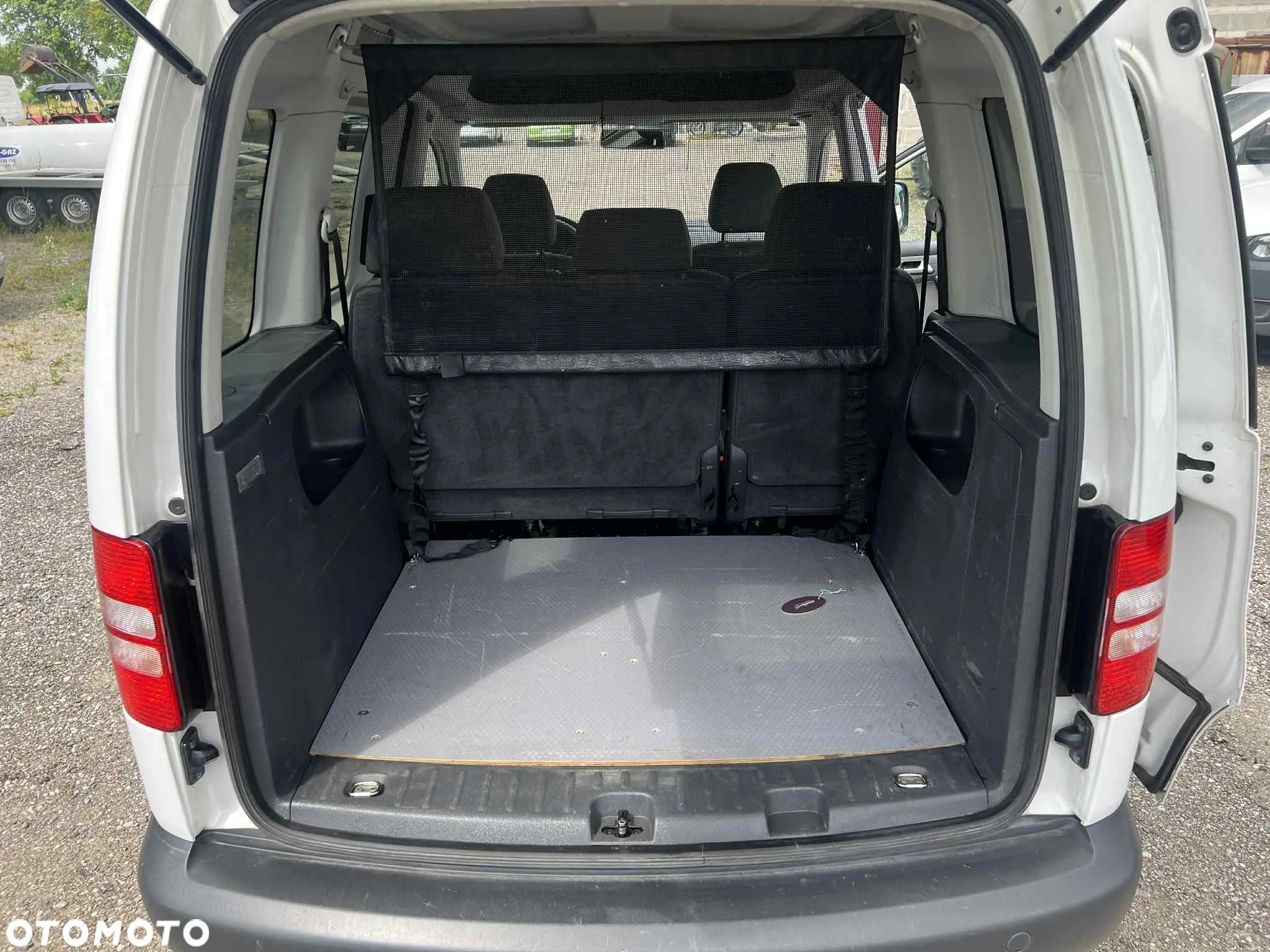 Volkswagen Caddy - 33