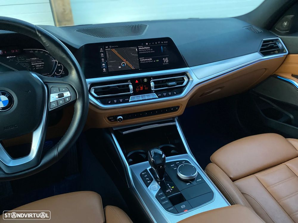 BMW 330 e Touring Aut. Luxury Line - 49
