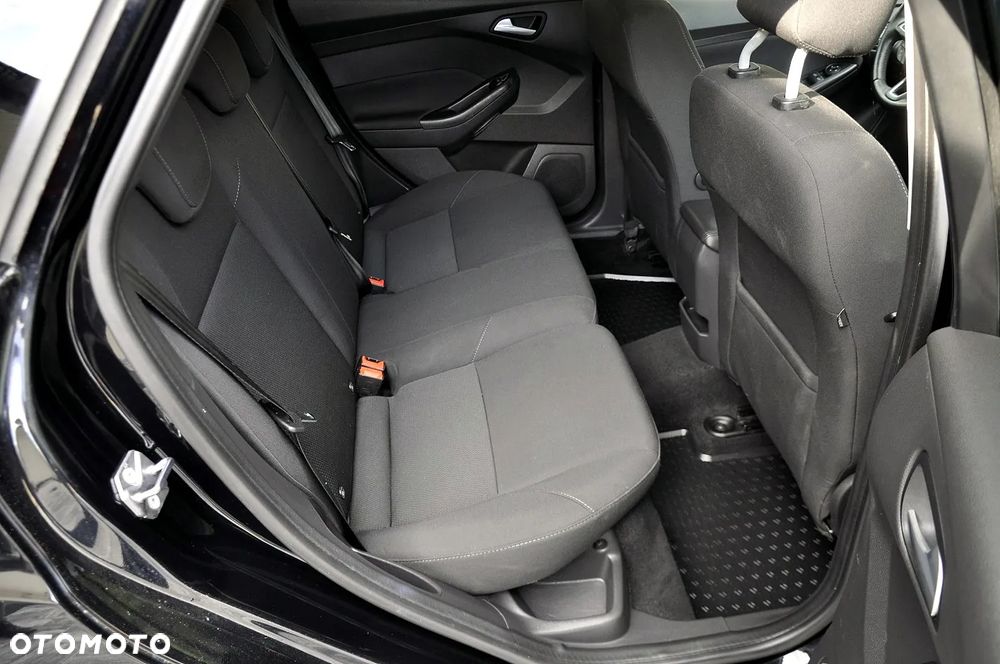 Ford Focus - 11