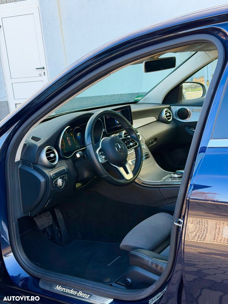 Mercedes-Benz C - 10