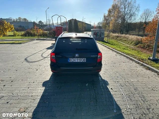 Skoda Superb 2.0 TSI Elegance DSG - 7