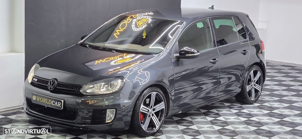 VW Golf 2.0 TDI DPF DSG GTD - 18