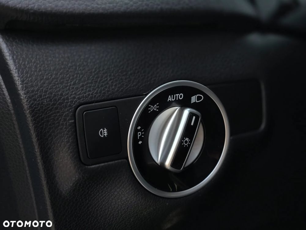 Mercedes-Benz Klasa B - 21