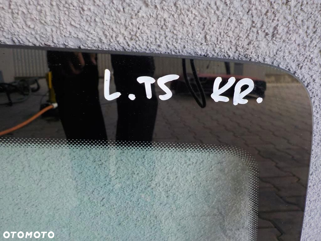 VW T5 KRÓTKI SZYBA LEWA TYLNA KAROSERYJNA - 2