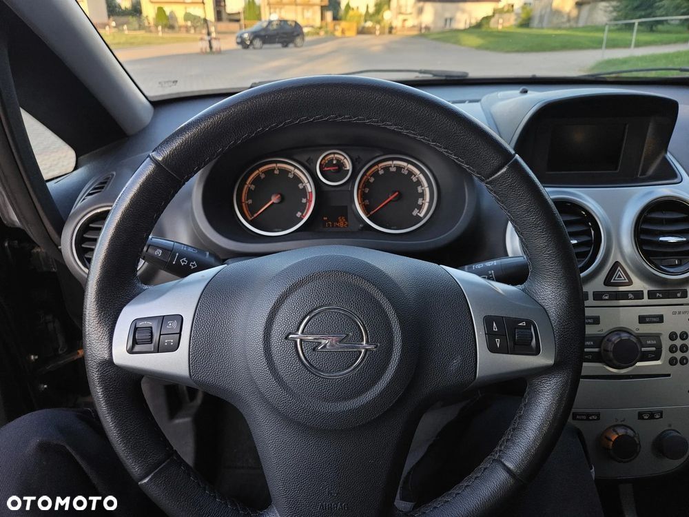 Opel Corsa 1.4 16V Active - 8