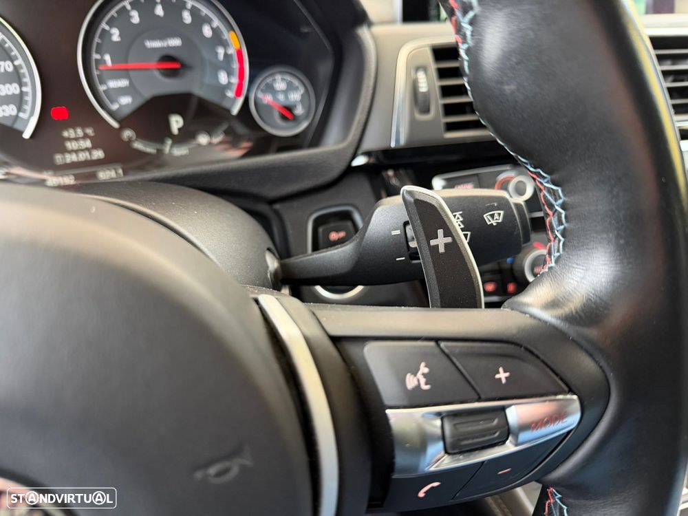 BMW M3 Auto - 26