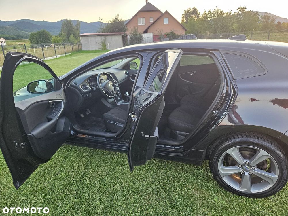 Volvo V40 T2 - 21