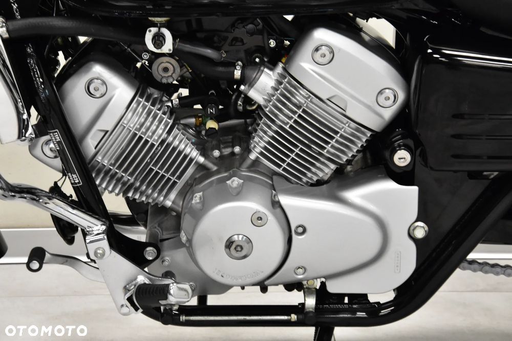 Honda VT - 28