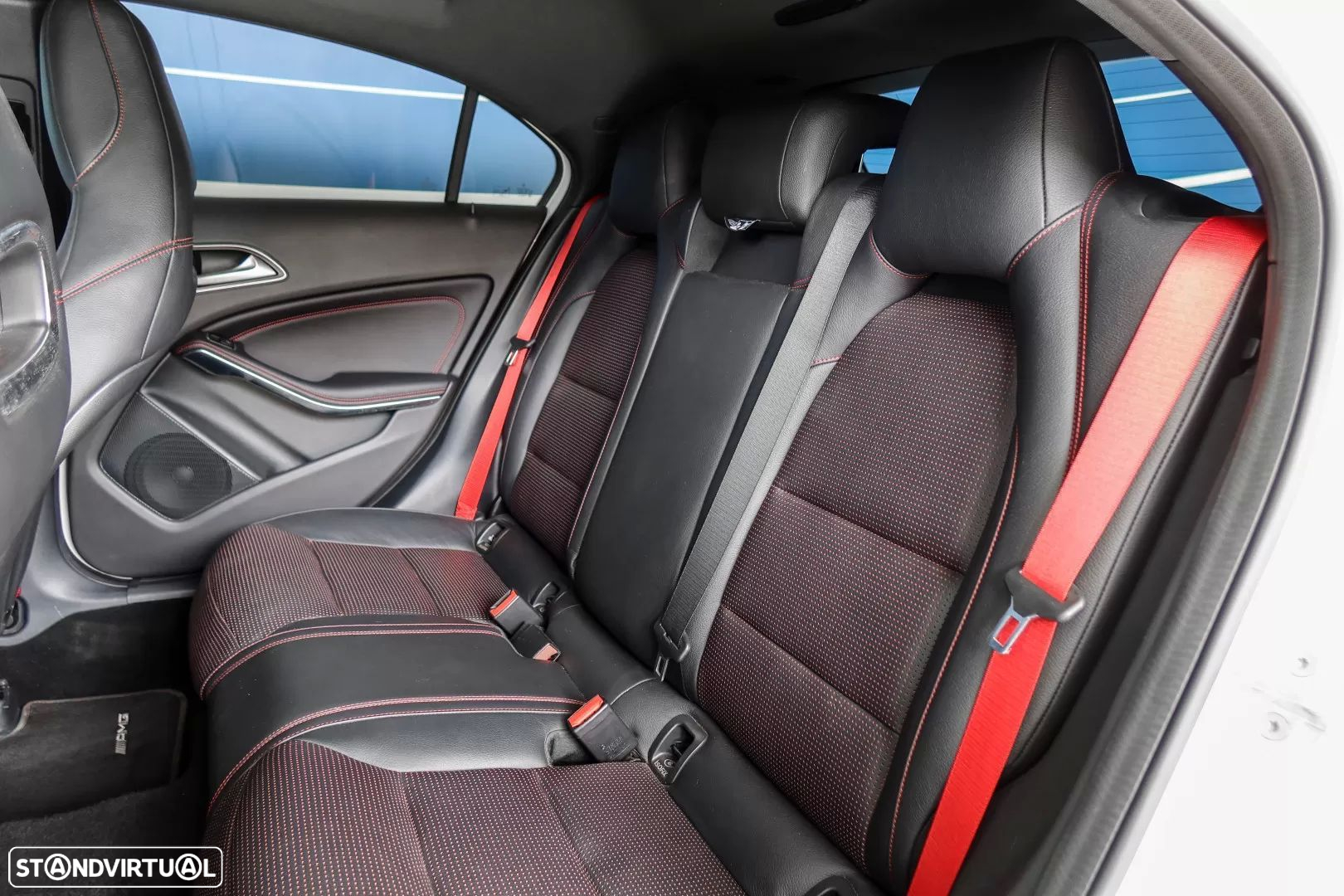 Mercedes-Benz A 45 AMG 4-Matic - 23