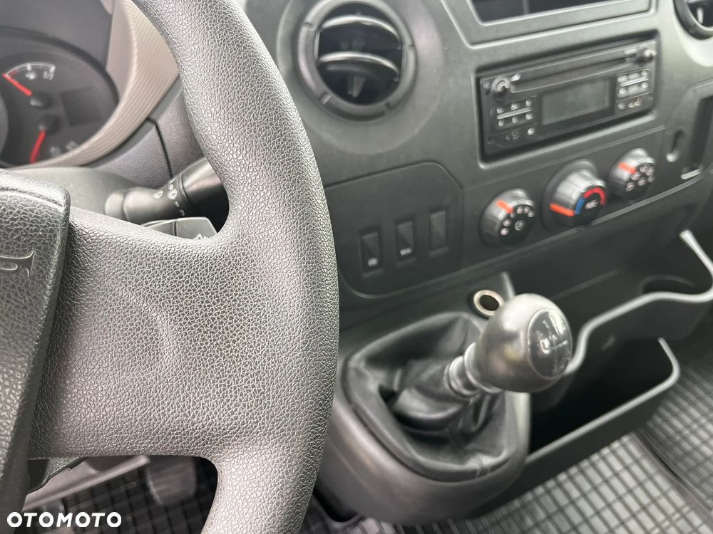 Renault Master - 25