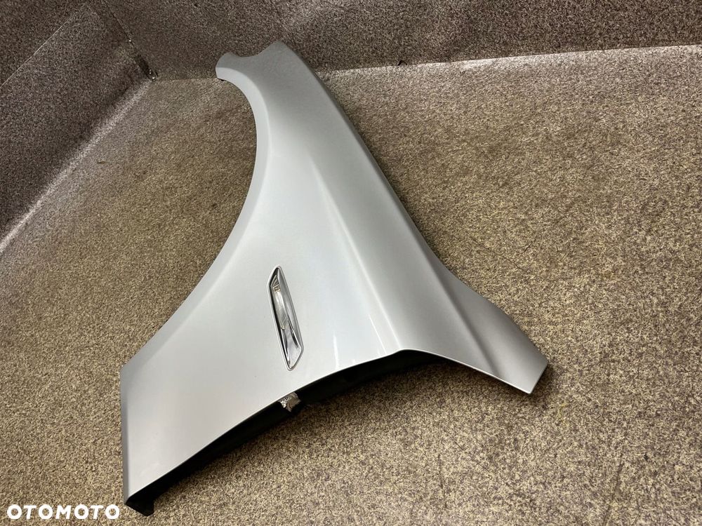 Blotnik lewy przod przedni kierunkowskaz BMW F11 F10 354 srebrny LADNY - 6