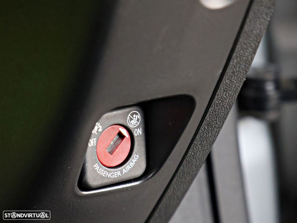 Peugeot 208 1.6 BlueHDi Style - 19