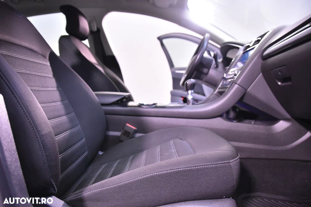 Ford Mondeo - 11