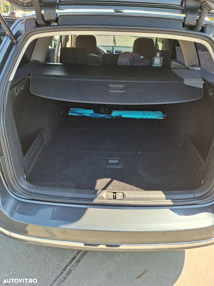 Volkswagen Passat 2.0 TDI BlueMotion Technology Highline - 12