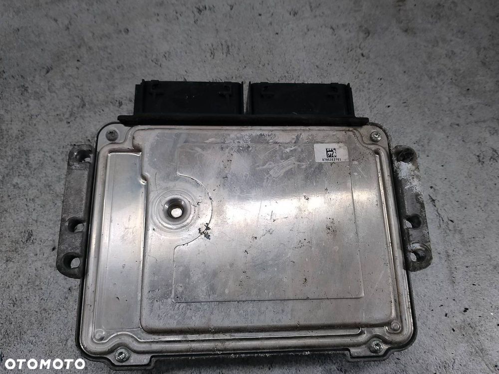 KOMPUTER, STEROWNIK FORD FOCUS III CV6A-12B684-BB 0261S09377 1.0 12V BOSCH - 4