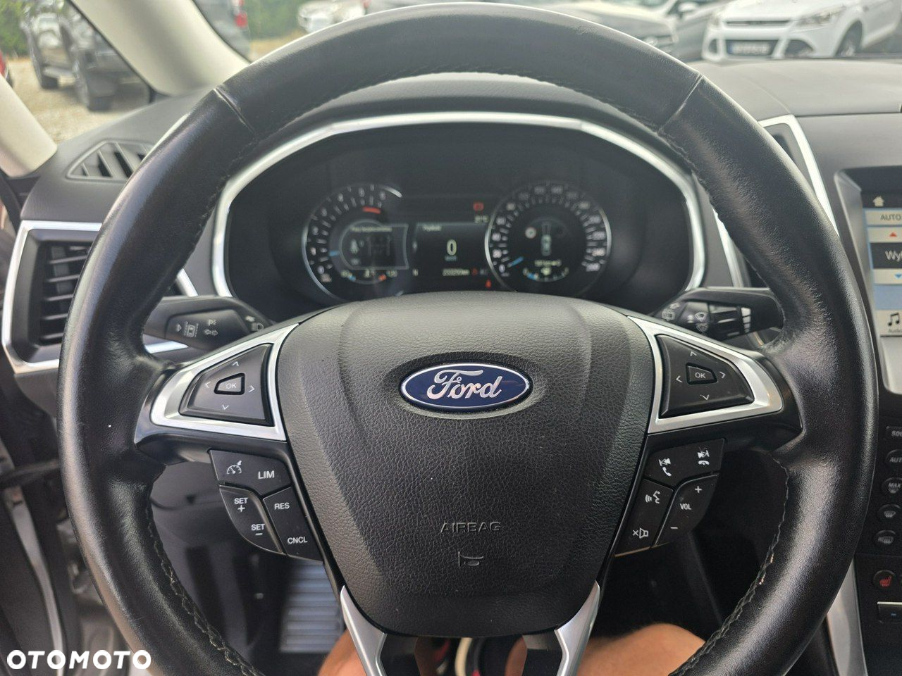 Ford Galaxy - 34
