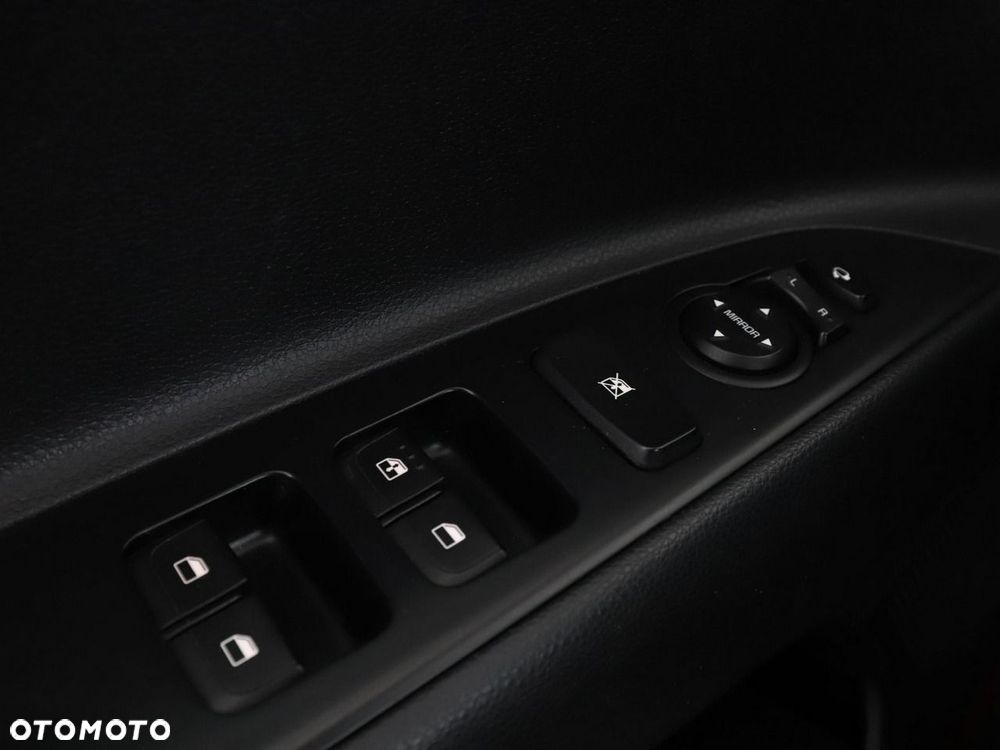 Kia Stonic 1.4 L - 35