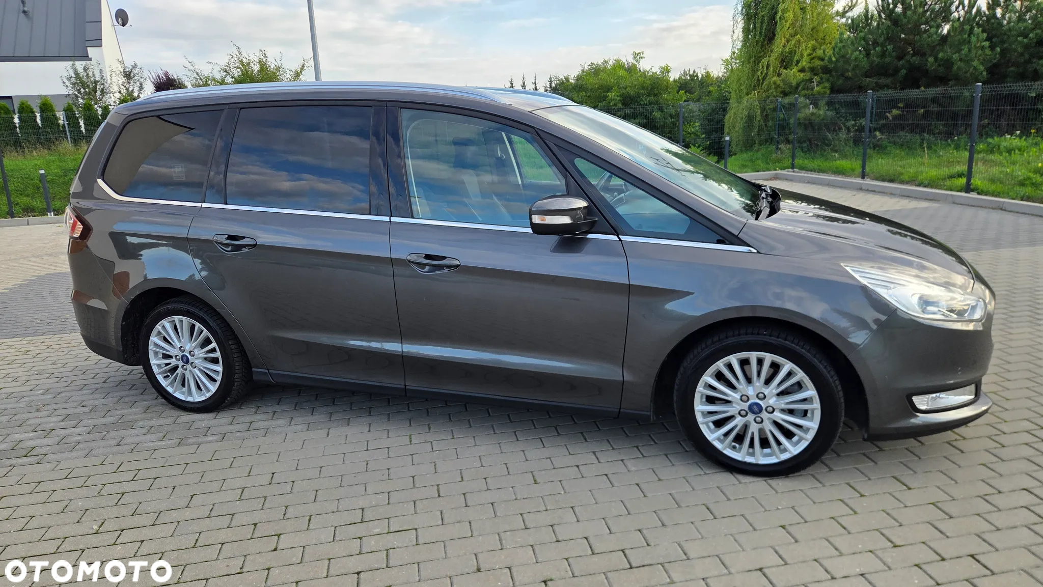 Ford Galaxy 2.0 TDCi 4WD Titanium PowerShift - 13