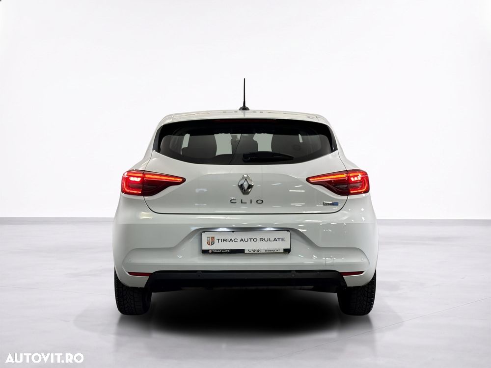 Renault Clio - 5