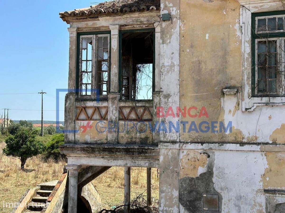 Quinta de Santo António | Edifício para Recuperação Total | Abrantes - Grande imagem: 5/28