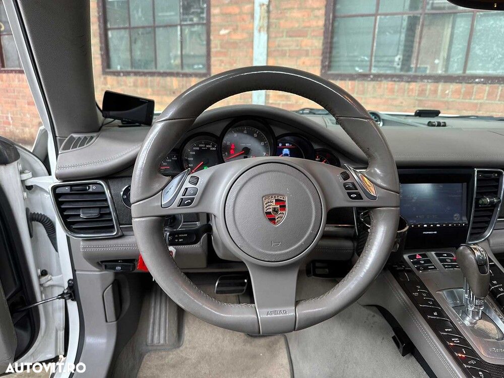 Porsche Panamera - 2