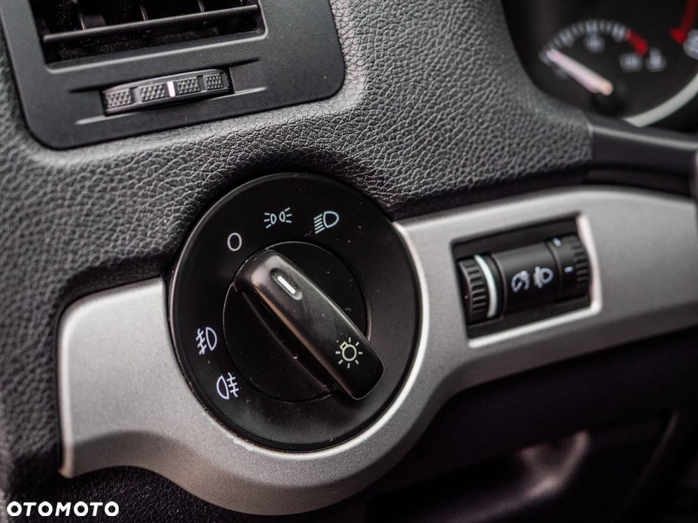 Skoda Octavia 2.0 TDI DPF Elegance - 30