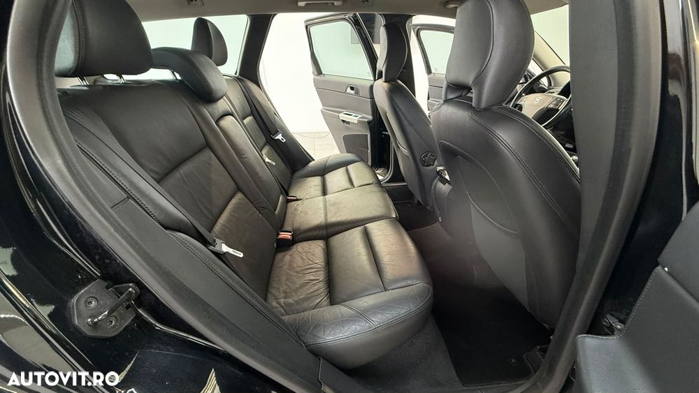 Volvo V50 - 18