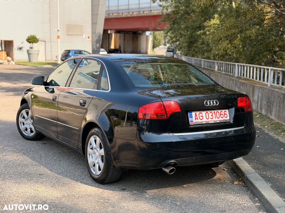 Audi A4 Limuzina 1.6 - 9