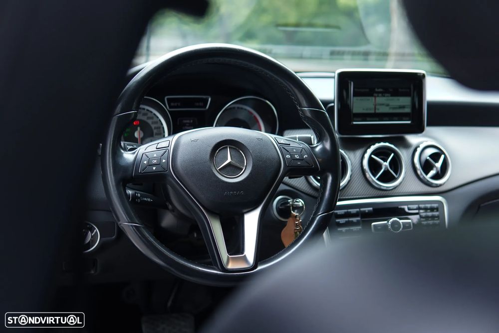 Mercedes-Benz GLA 220 CDI Style - 43