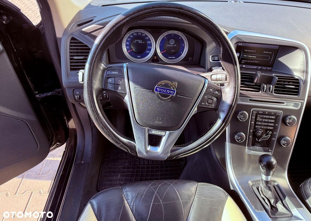 Volvo XC 60 DRIVe R Design - 11