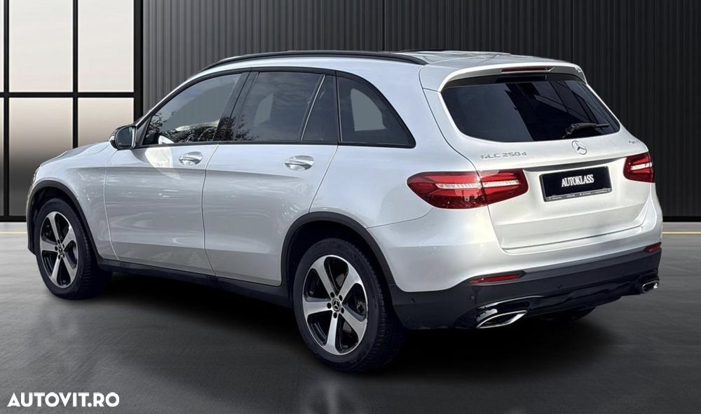 Mercedes-Benz GLC - 3