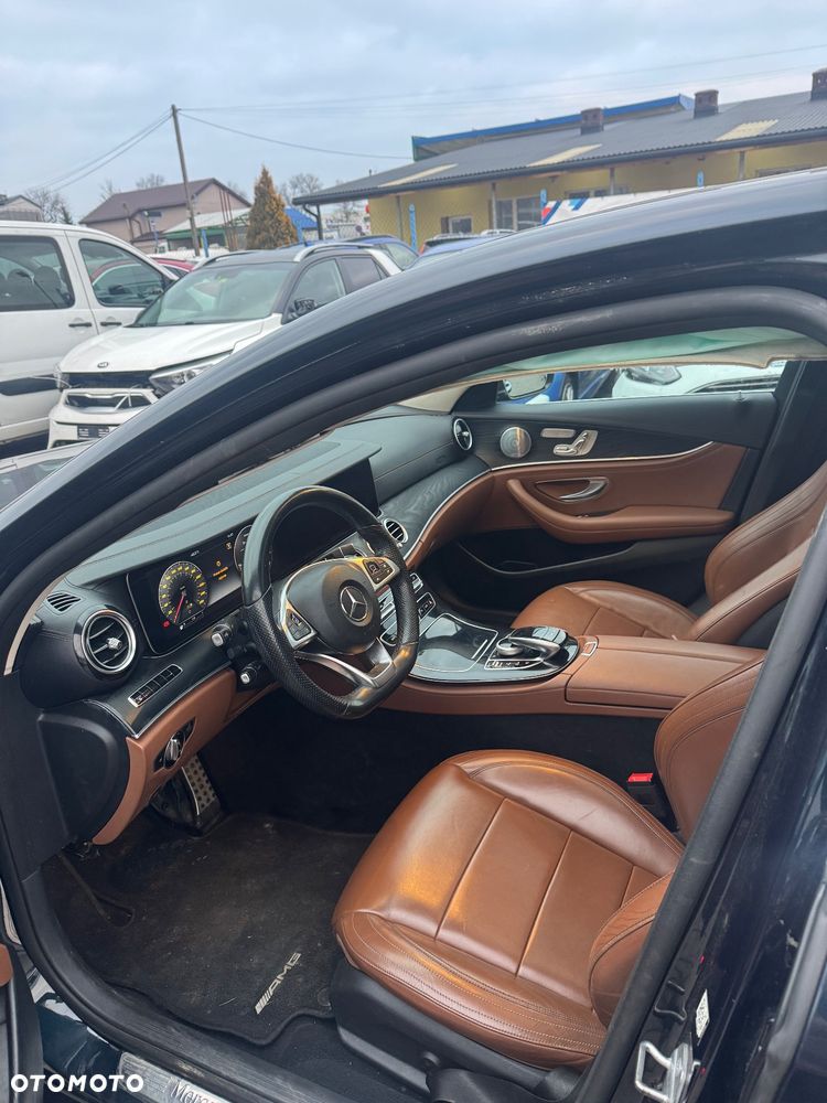 Mercedes-Benz Klasa E 350 d 4-Matic 9G-TRONIC - 5