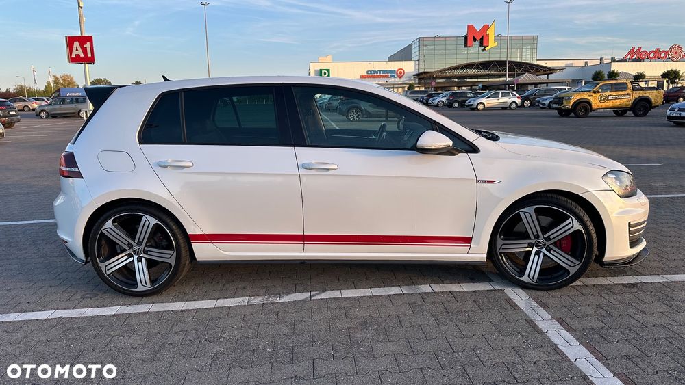 Volkswagen Golf 2.0 TSI BMT GTI Performance DSG - 5