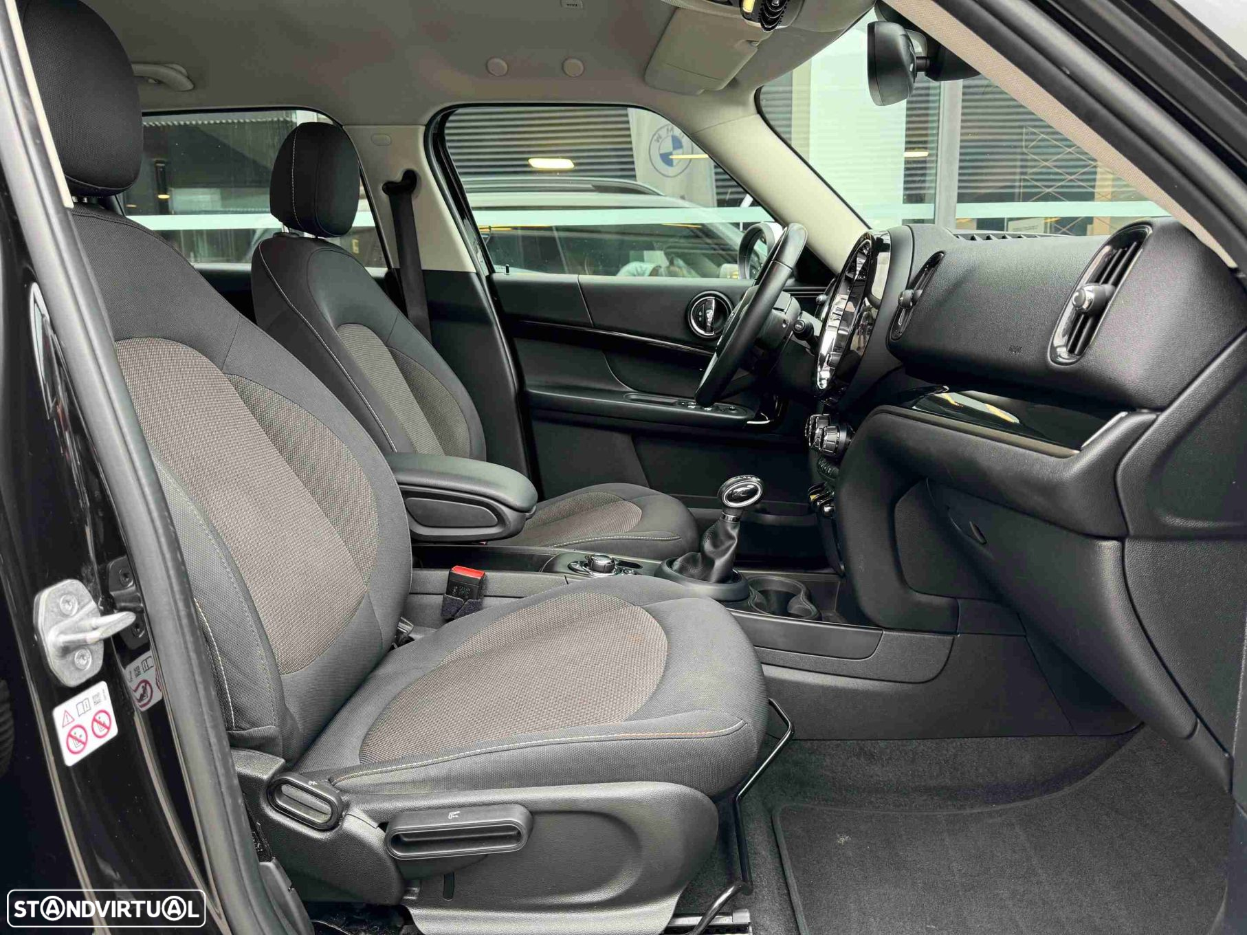 MINI Countryman Cooper SE ALL4 Auto - 9